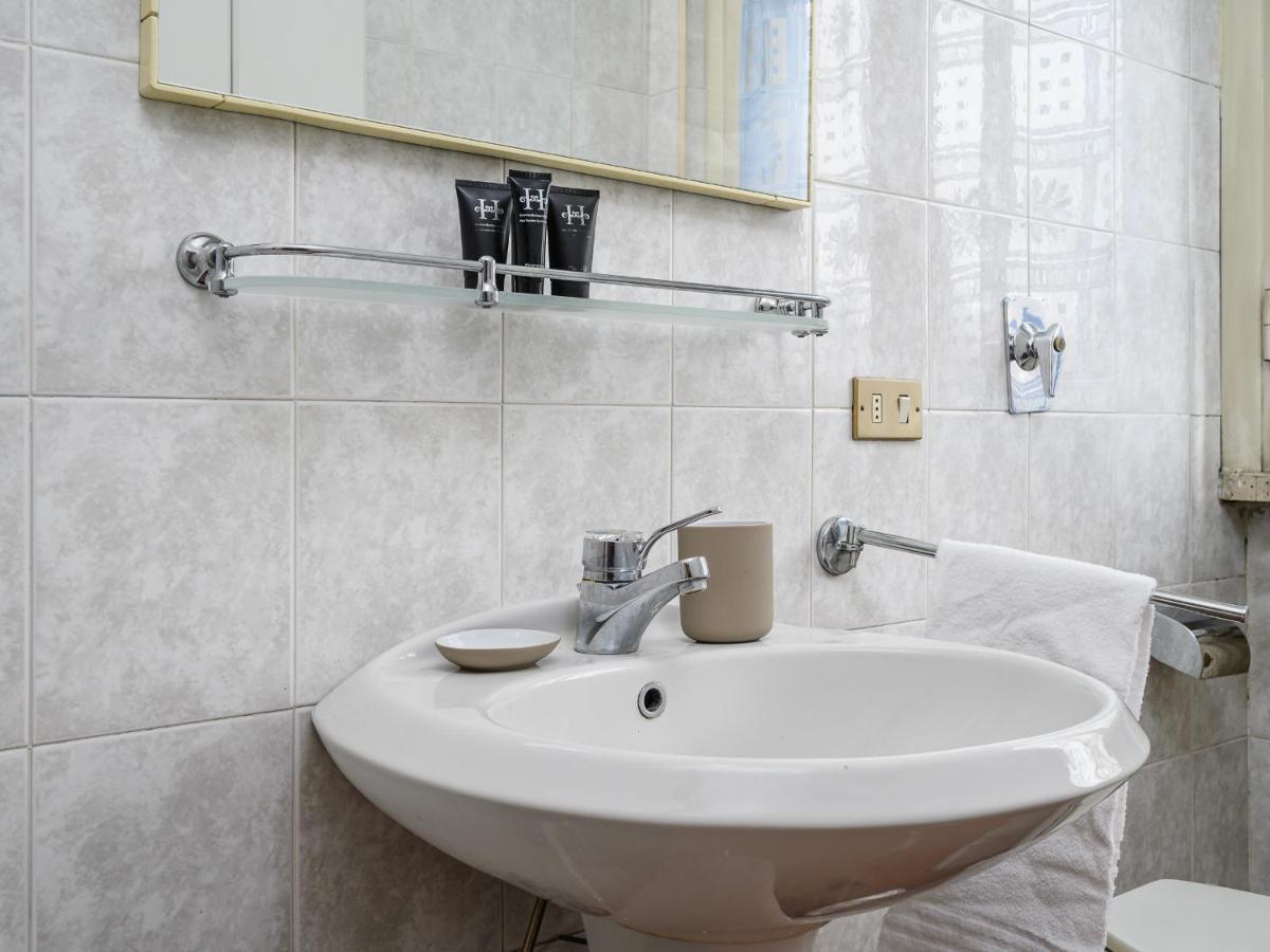 Classbnb - Appartamento A 200 Metri Dalla Metro Pagano Milano Esterno foto